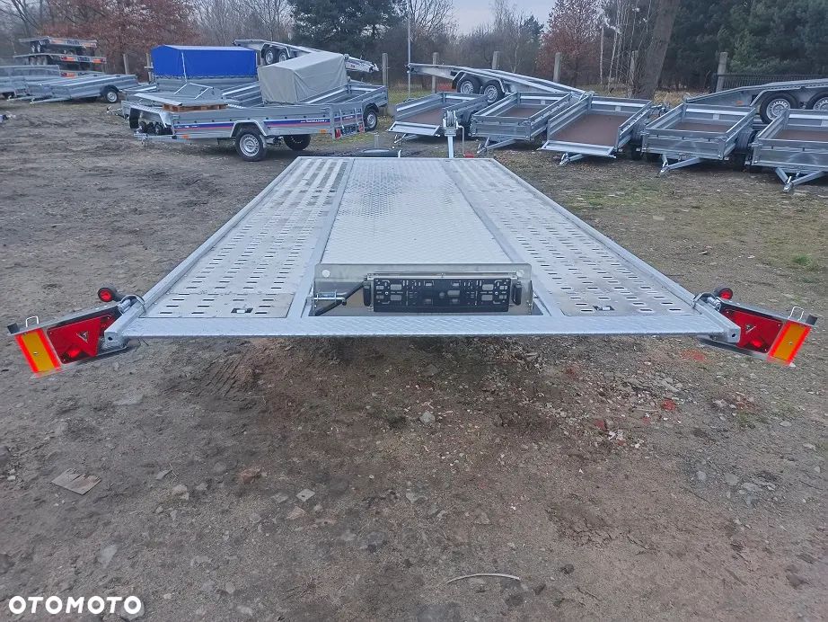 Niewiadów Saturn 4,5m DMC 2700 kg - 11