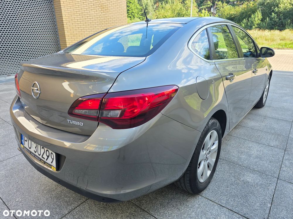Opel Astra 1.4 T Enjoy - 6