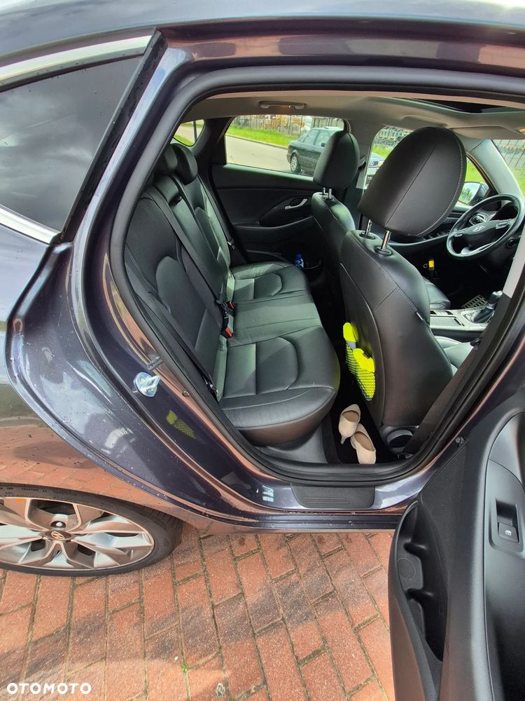 Hyundai i30 - 25