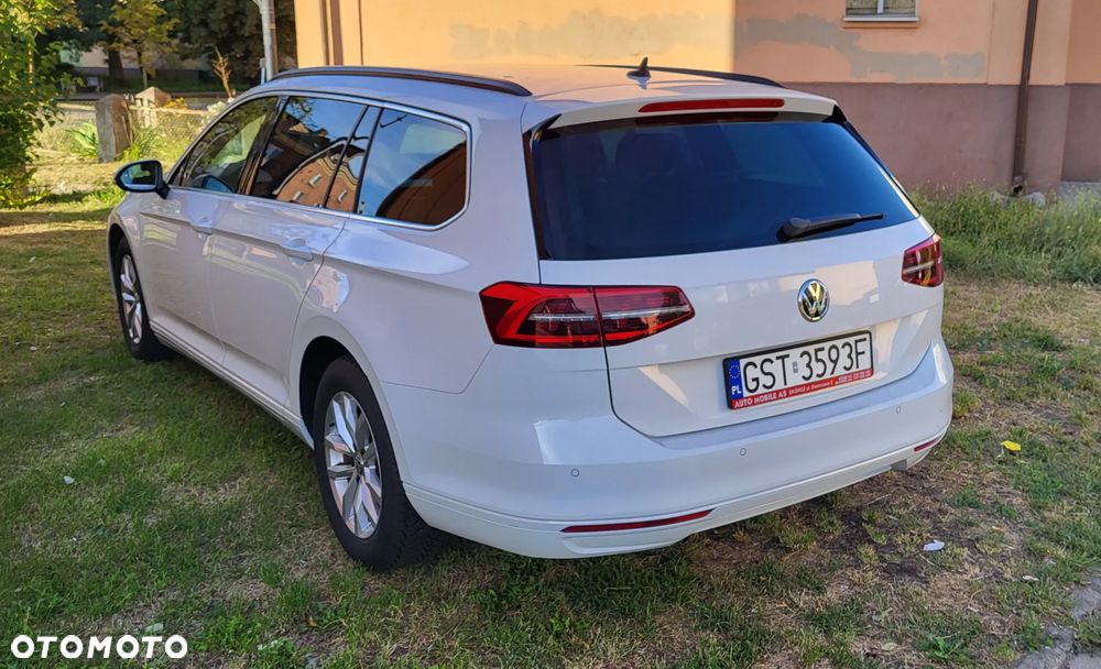 Volkswagen Passat 2.0 TDI (BlueMotion Technology) DSG Comfortline - 6