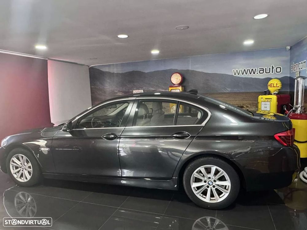 BMW 520 d Line Sport - 16