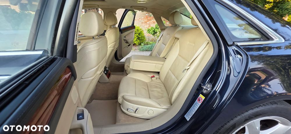Audi A8 4.0 TDI Quattro - 28