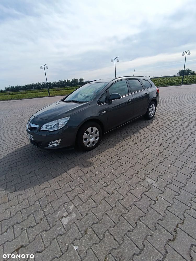 Opel Astra 1.4 Turbo - 4