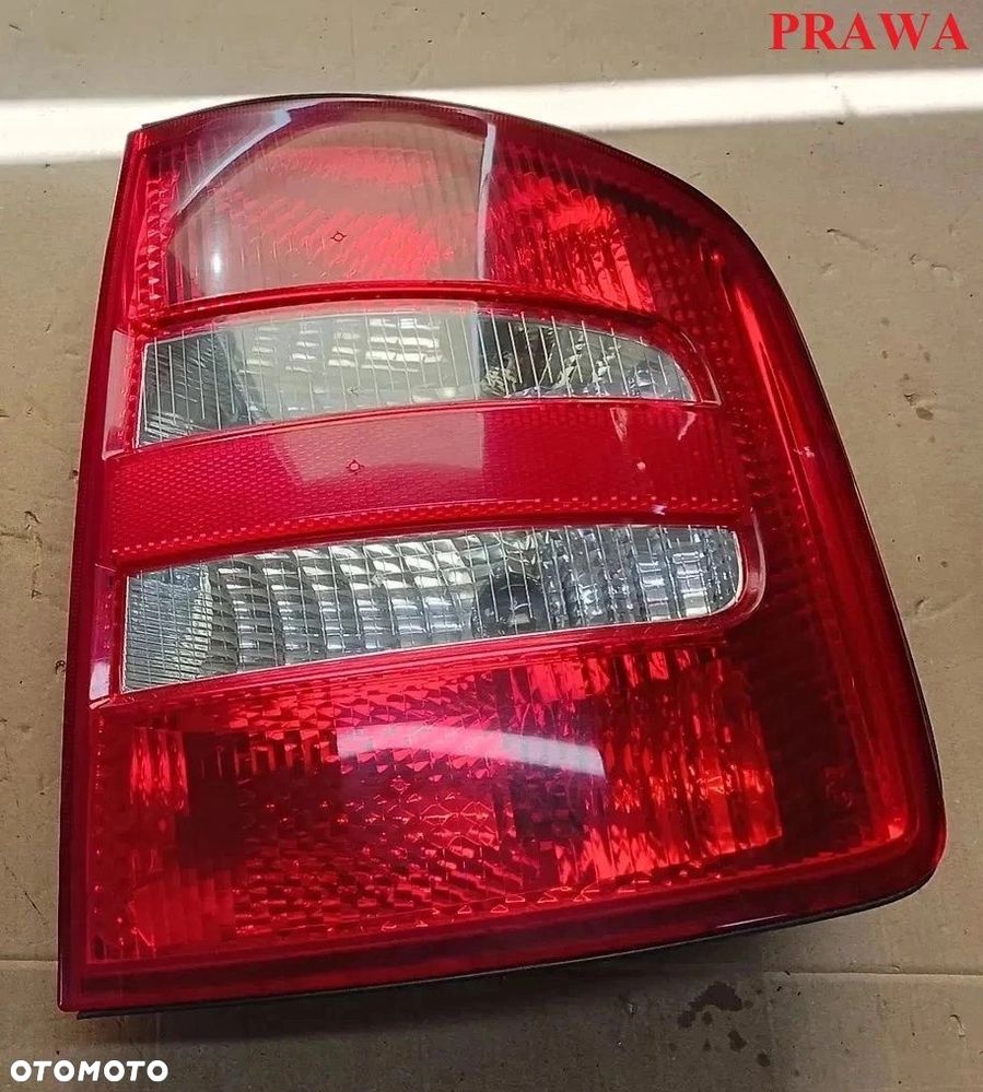 Fabia I lampa tylna tył LEWA HB PRAWA KOMBI lift Skoda - 3