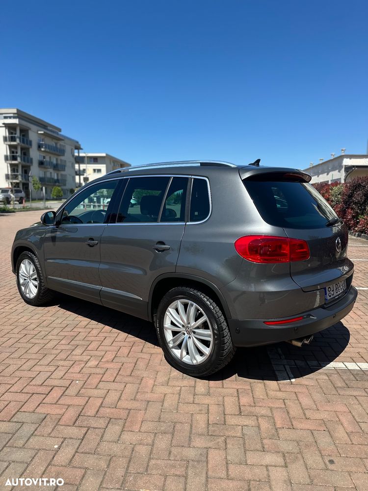 Volkswagen Tiguan 2.0 TDI 4Motion DSG BMT Track & Style - 9