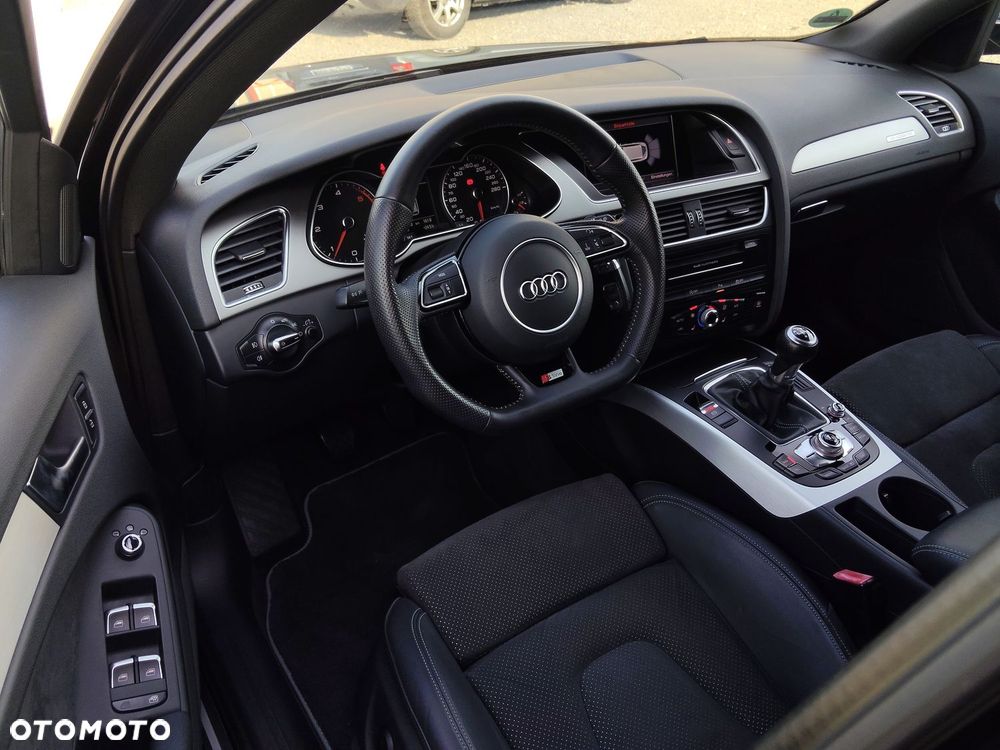 Audi A4 Avant 2.0 TDI DPF quattro S line Sportpaket - 27