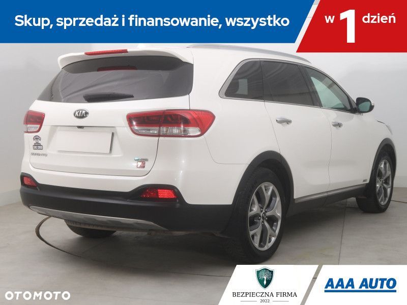 Kia Sorento - 6