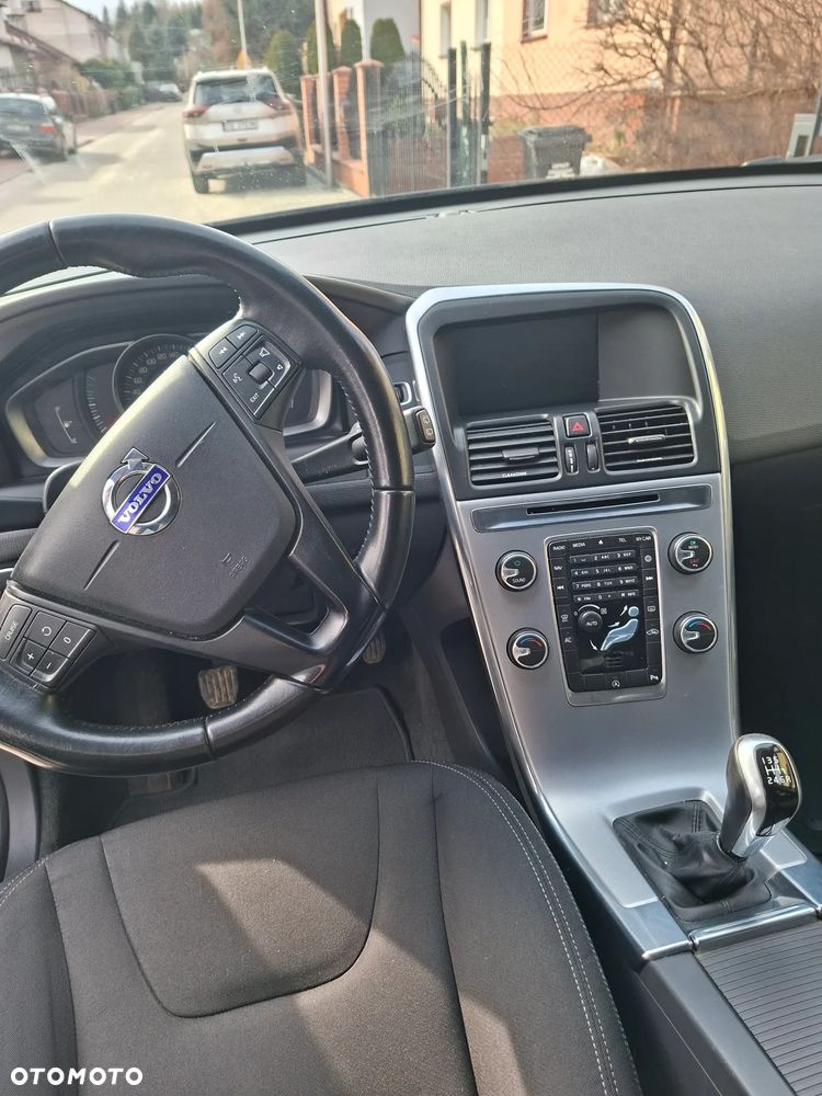 Volvo XC 60 - 6
