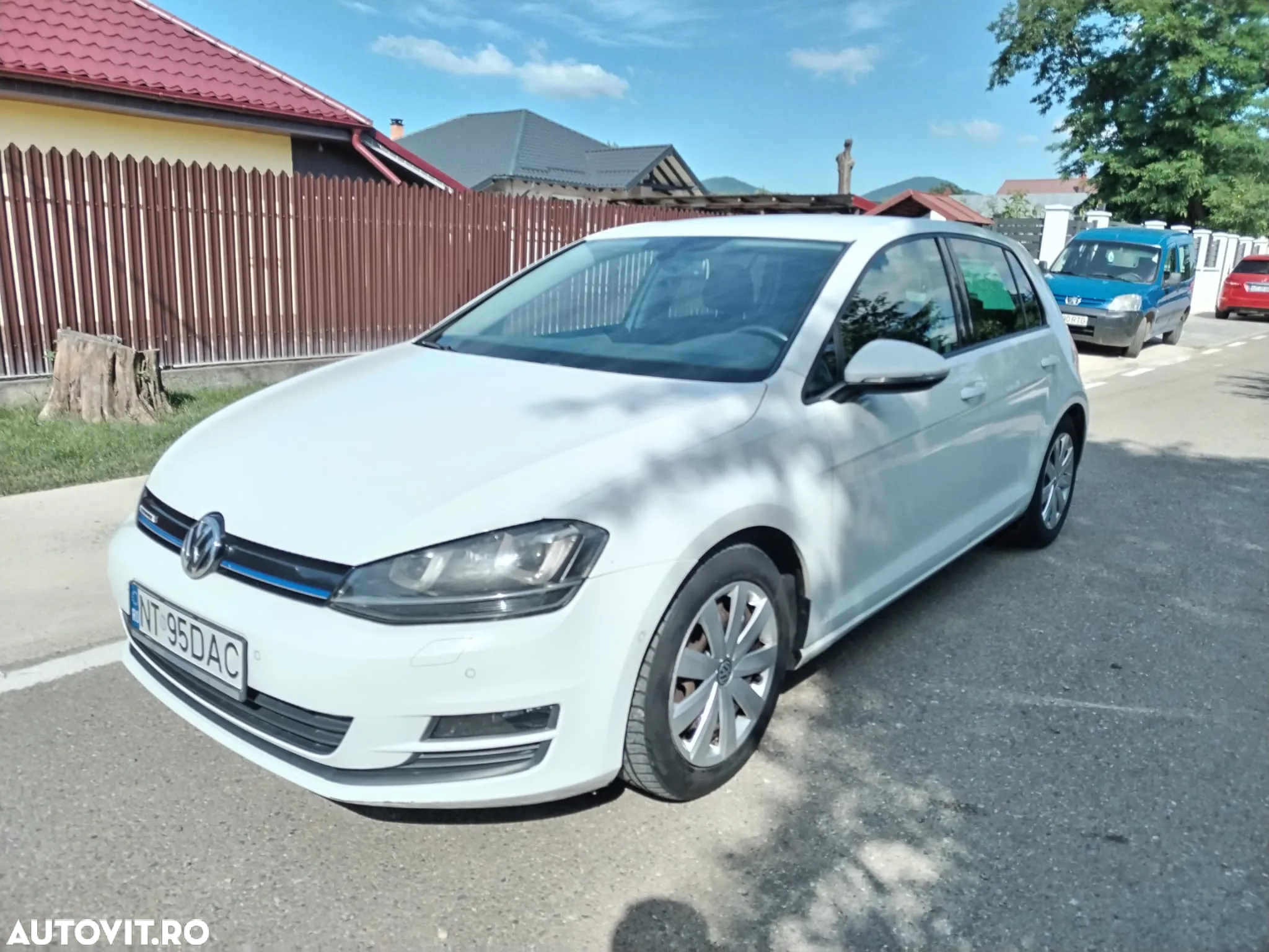 Volkswagen Golf 1.6 TDI BMT Comfortline - 2