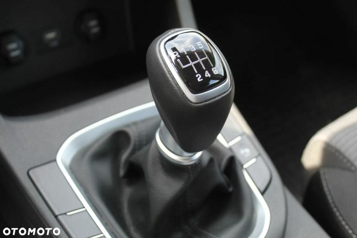 Hyundai i30 - 19
