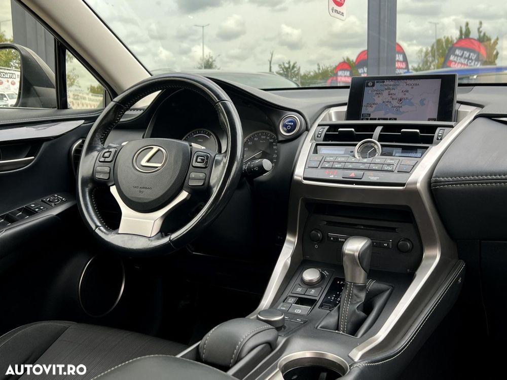 Lexus Seria NX - 7
