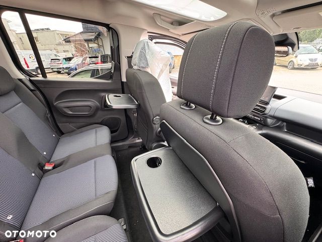 Fiat Qubo - 12