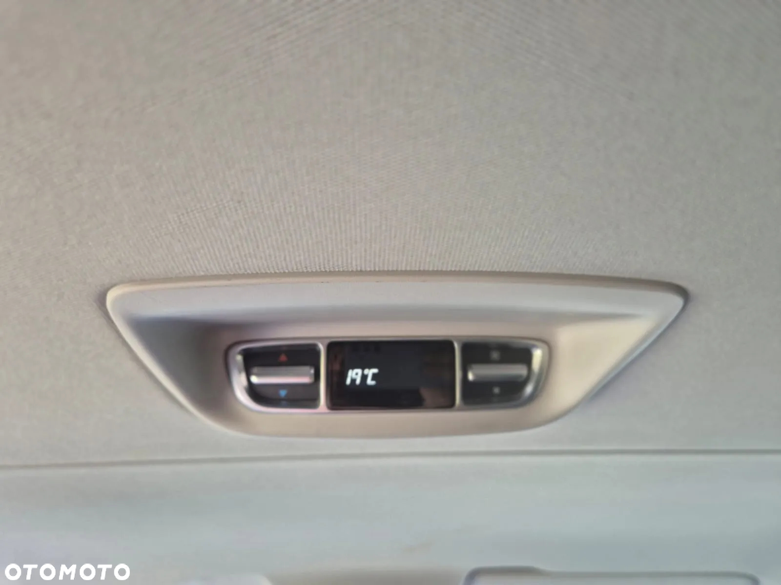 Mercedes-Benz Klasa V 220 CDI Avantgarde 7G-Tronic (d³ugi) - 29