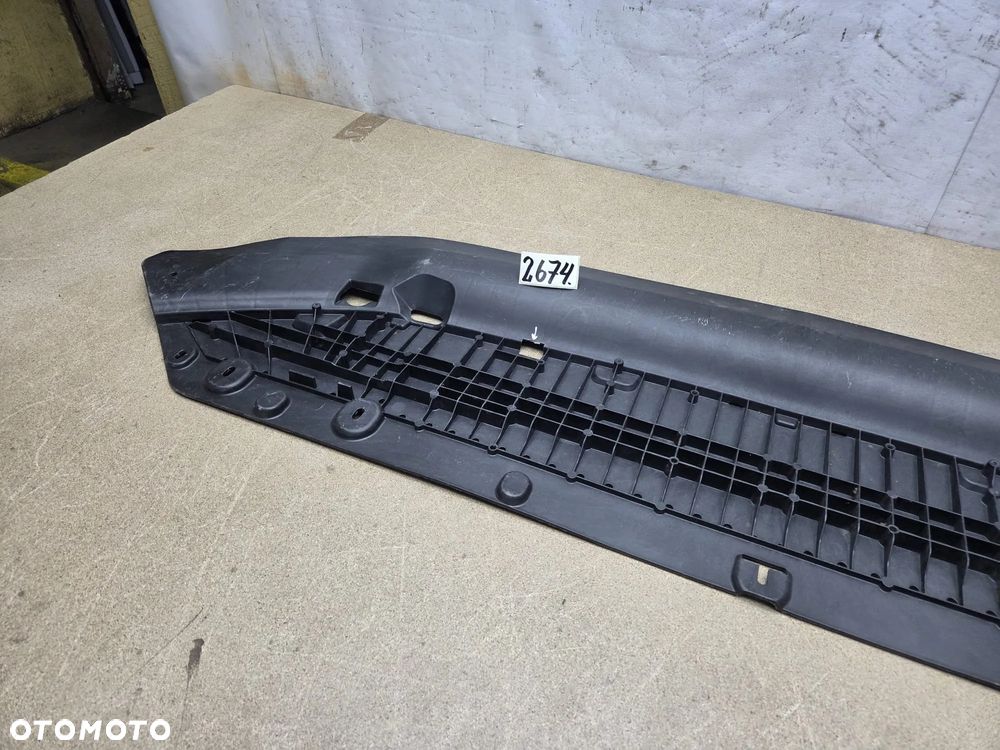 Audi A4B9 lift 8W0807611E płyta zderzaka przód przedni - 4