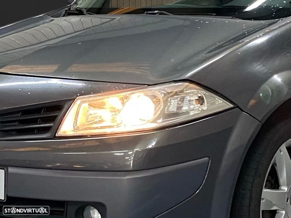 Renault Mégane 1.5 dCi Dynamique - 5