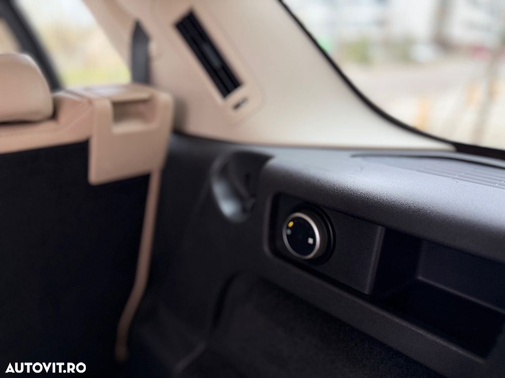 Land Rover Discovery Sport 2.0 l TD4 HSE Luxury Aut. - 17