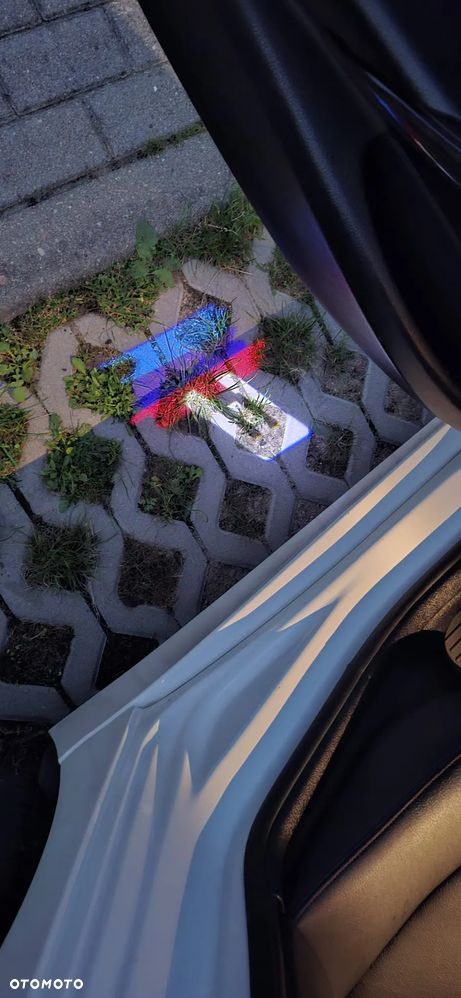 BMW Seria 3 330i GPF Advantage sport - 27