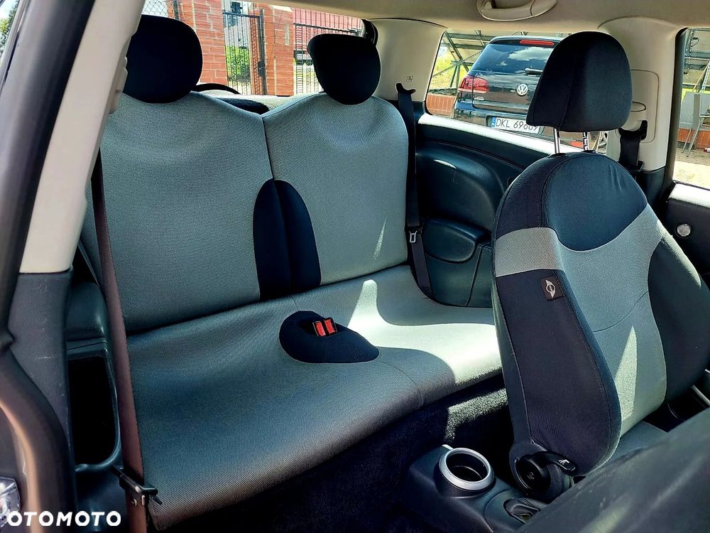 MINI Cooper S Standard - 12