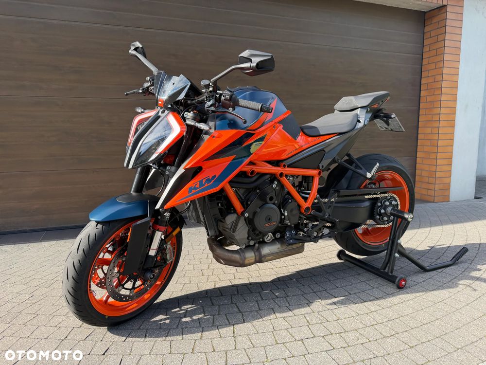 KTM Super Duke - 1