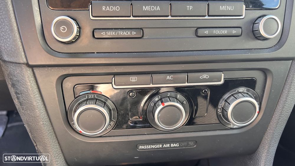 VW Golf Variant 1.6 TDi Confortline - 15