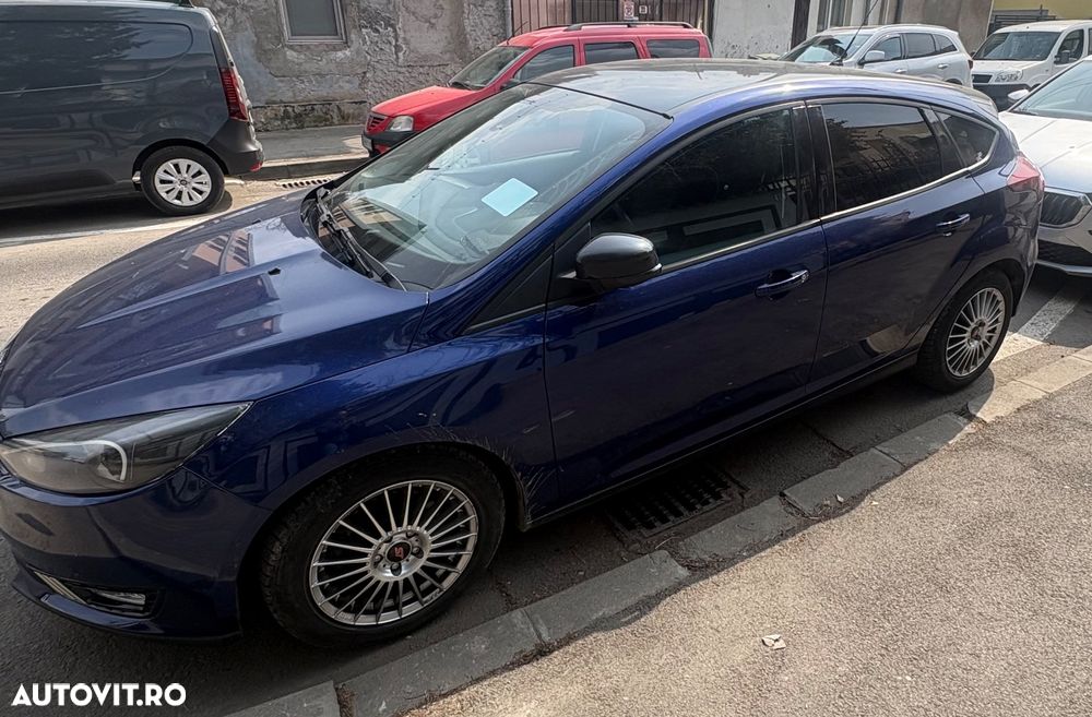 Ford Focus 1.0 EcoBoost ST-Line - 2