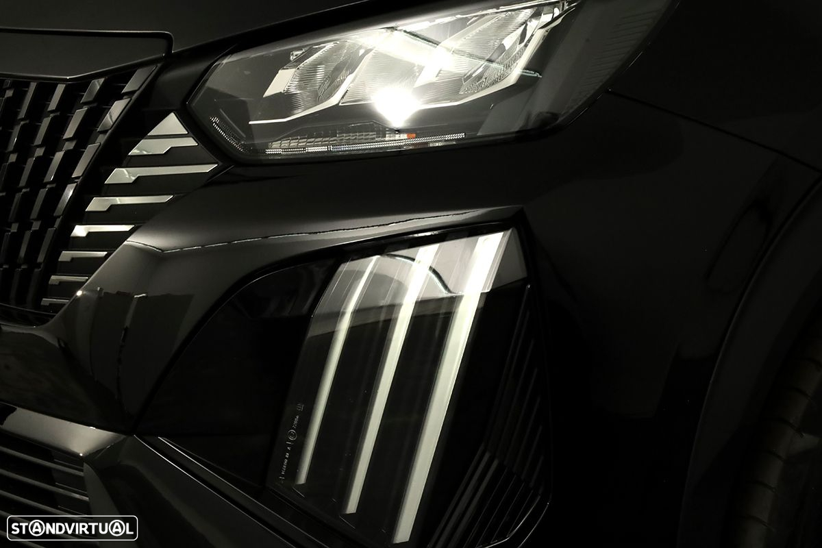 Peugeot 2008 1.2 PureTech Allure - 6