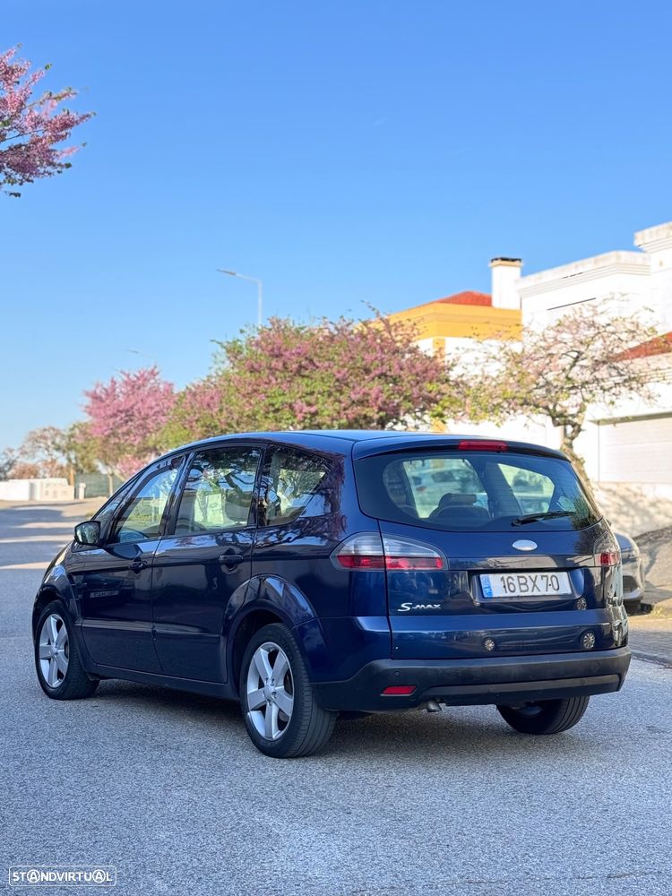 Ford S-Max 2.0 TDCi Titanium 5L - 8