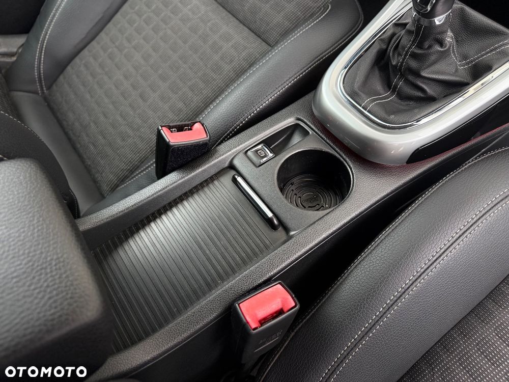 Opel Astra - 17