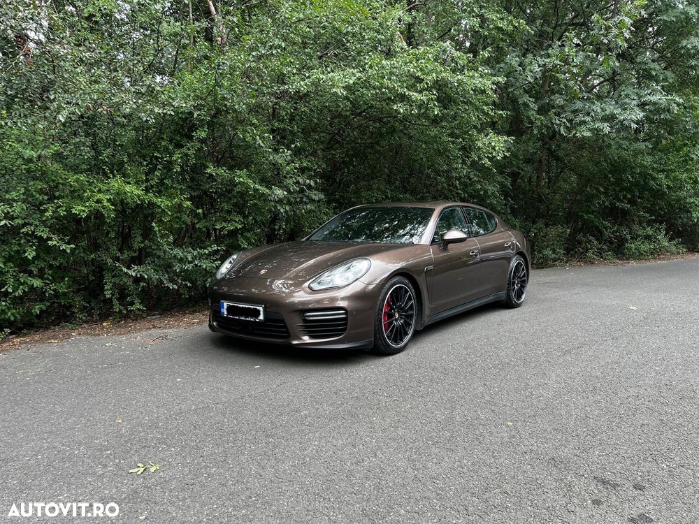 Porsche Panamera 4.8 PDK GTS - 2
