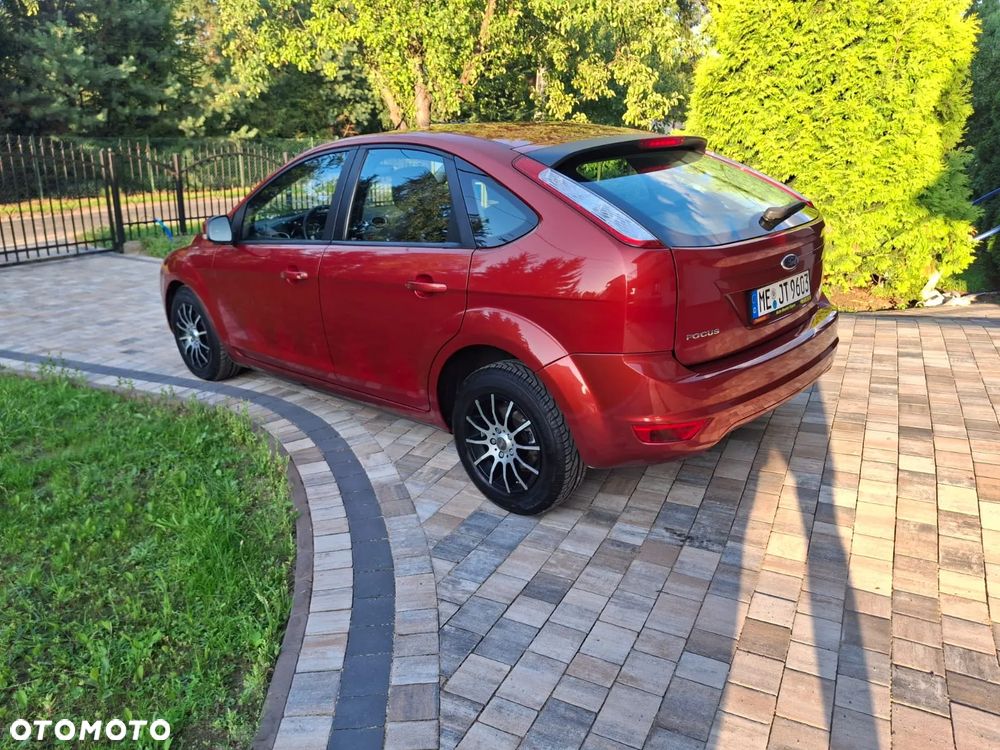 Ford Focus 1.6 16V Connection - 8