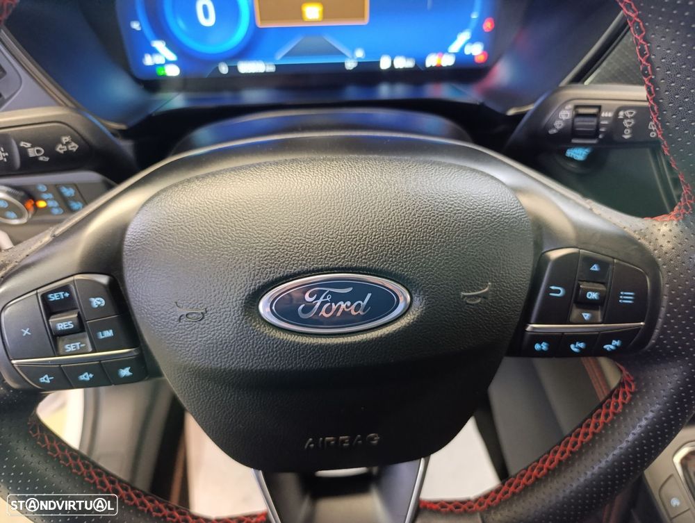 Ford Kuga 1.5 EcoBoost ST-Line X — fotografia 15