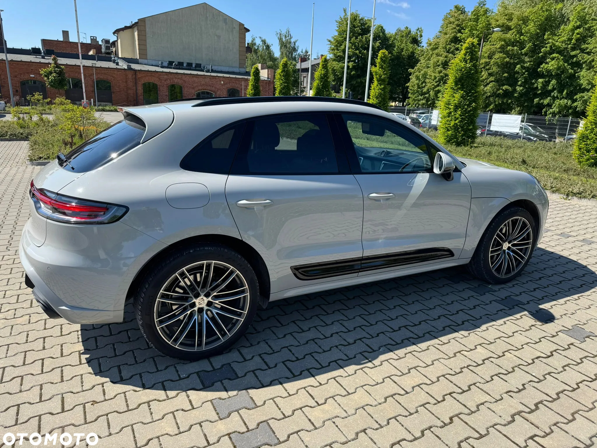 Porsche Macan T - 9
