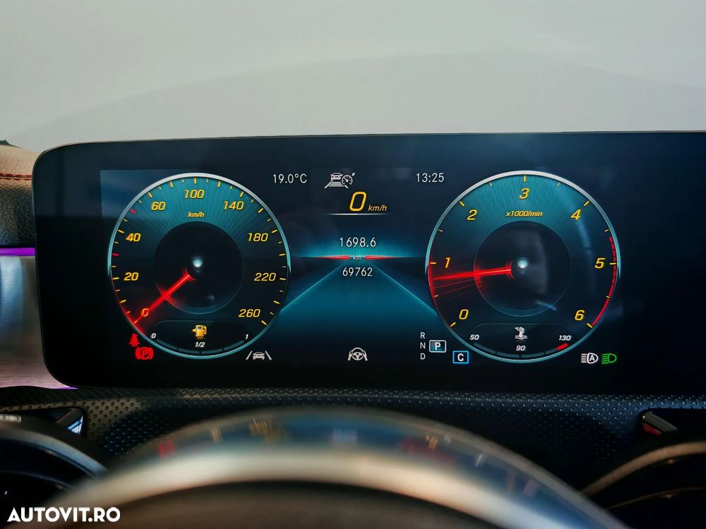 Mercedes-Benz CLA - 24