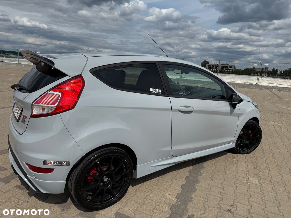 Ford Fiesta ST200 - 3
