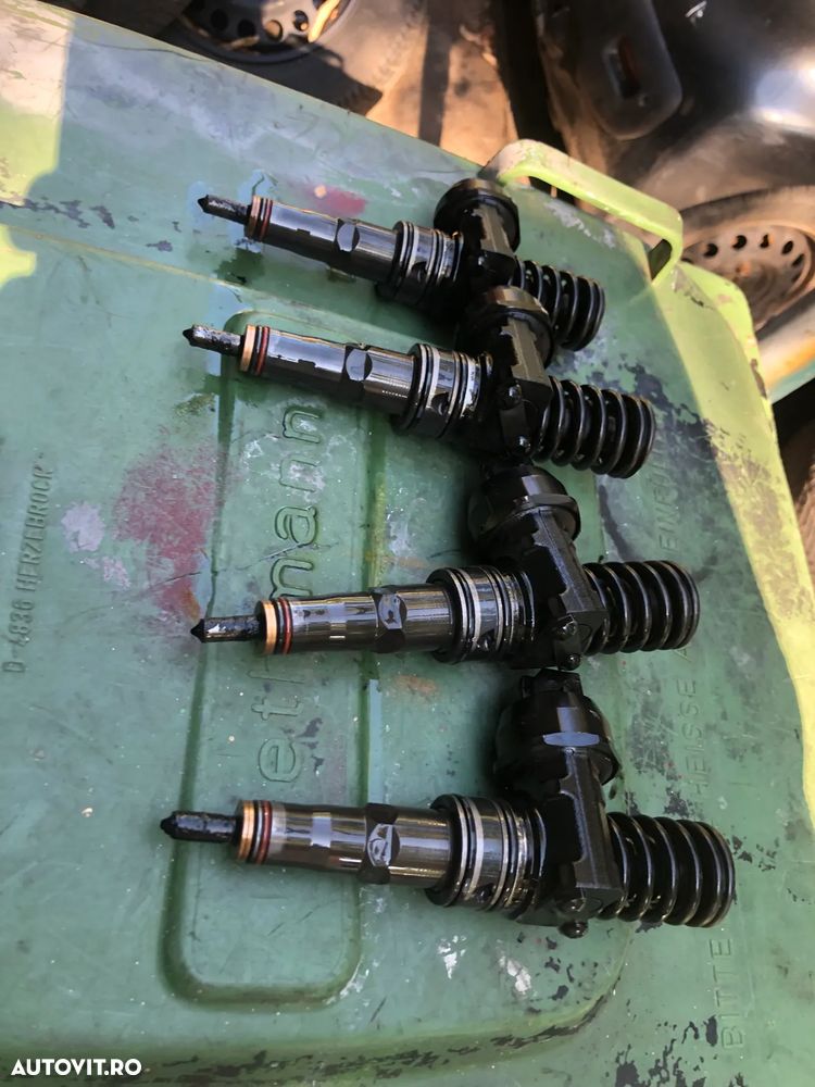 Injector/Injectoare VW Volkswagen Caddy 2.0 SDI cod motor BDJ - 6