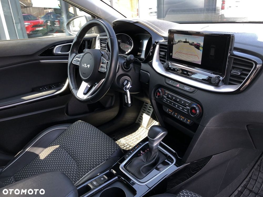 Kia Ceed 1.5 T-GDI Business Line Plus DCT - 22