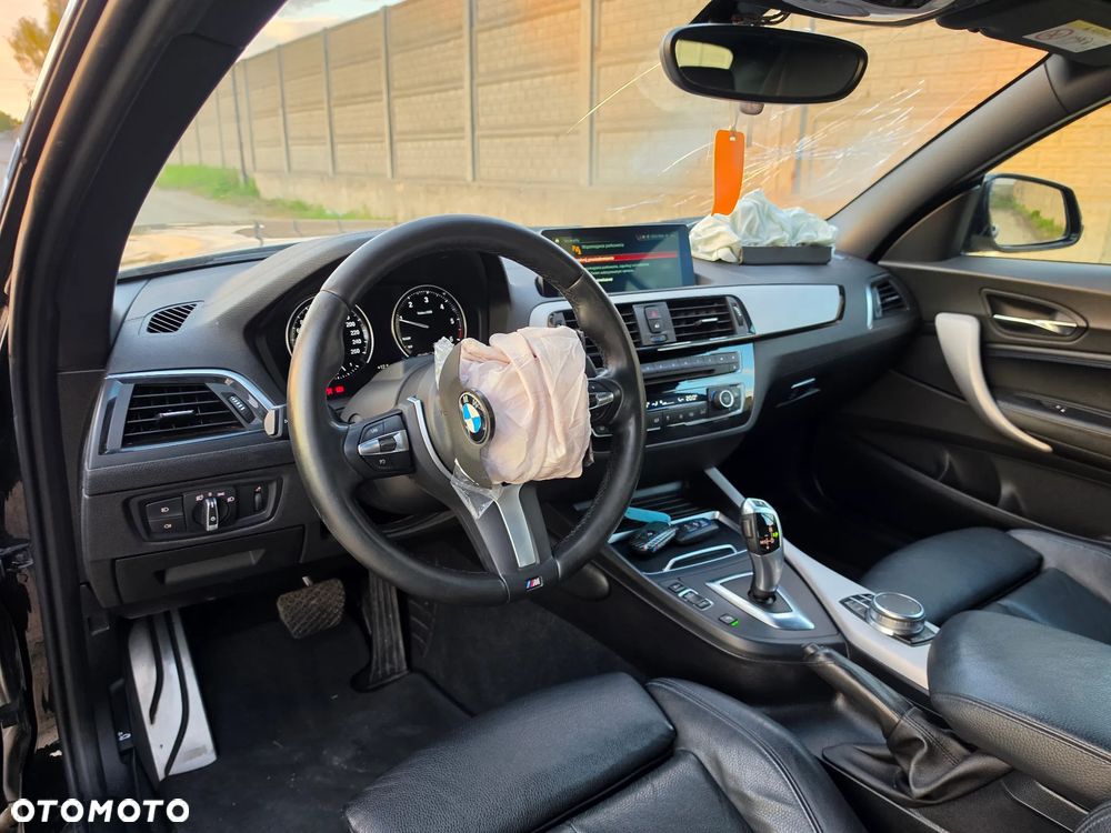 BMW Seria 2 218d M Sport - 9