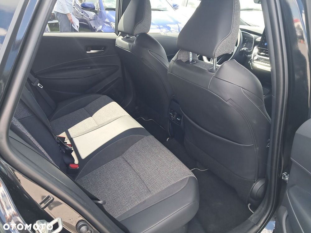 Toyota Corolla 1.8 Hybrid Style - 12