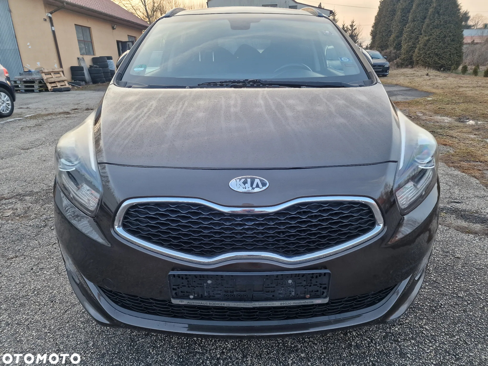 Kia Carens 1.7 CRDi Spirit - 11