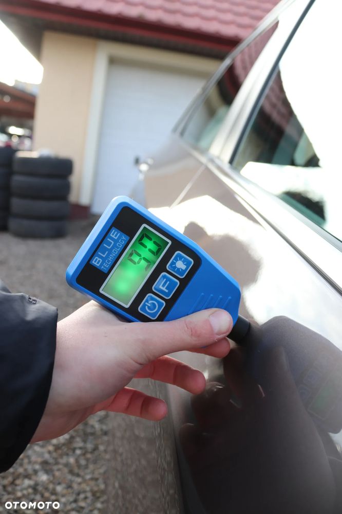 Hyundai i30 blue Kombi 1.6 GDi YES Gold - 19