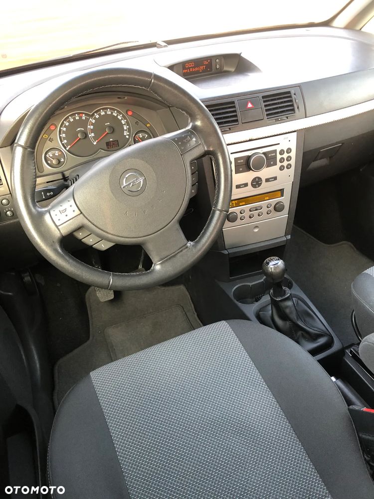 Opel Meriva 1.6 Cosmo - 12