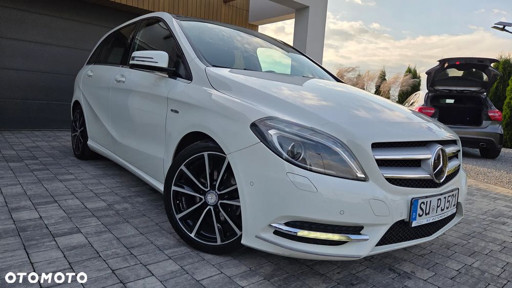 Mercedes-Benz Klasa B 200 (BlueEFFICIENCY) - 25