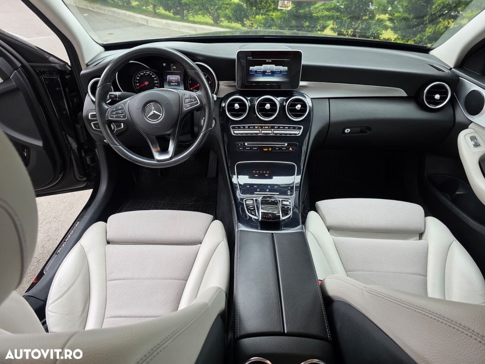 Mercedes-Benz C 220 d 4M T-Modell Aut - 2