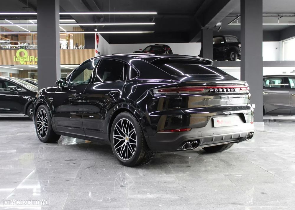 Porsche Cayenne Coupé E-Hybrid - 5