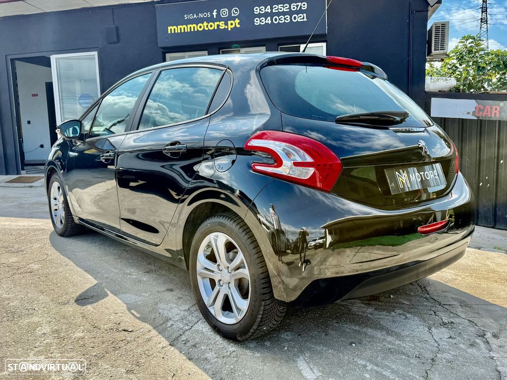 Peugeot 208 1.2 PureTech Style - 37