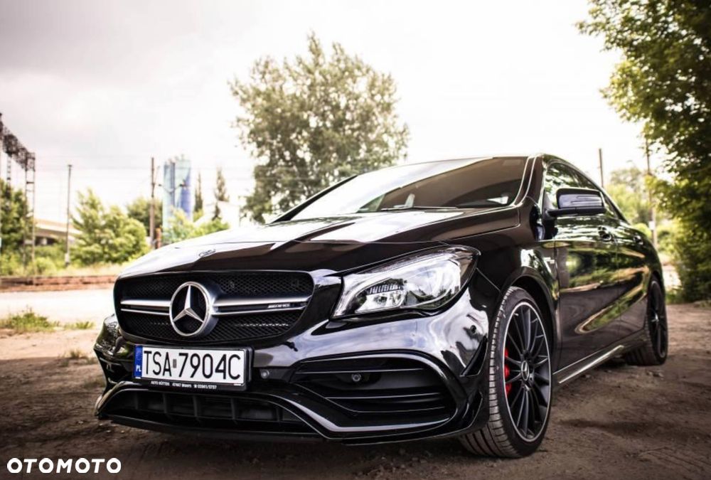 Mercedes-Benz CLA AMG 45 4-Matic - 4
