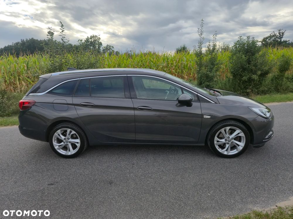 Opel Astra 1.6 CDTI Dynamic - 10