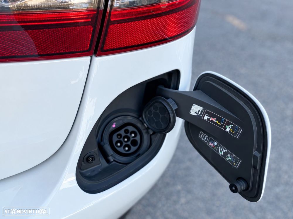 Mercedes-Benz C 300 de T 9G-TRONIC - 13