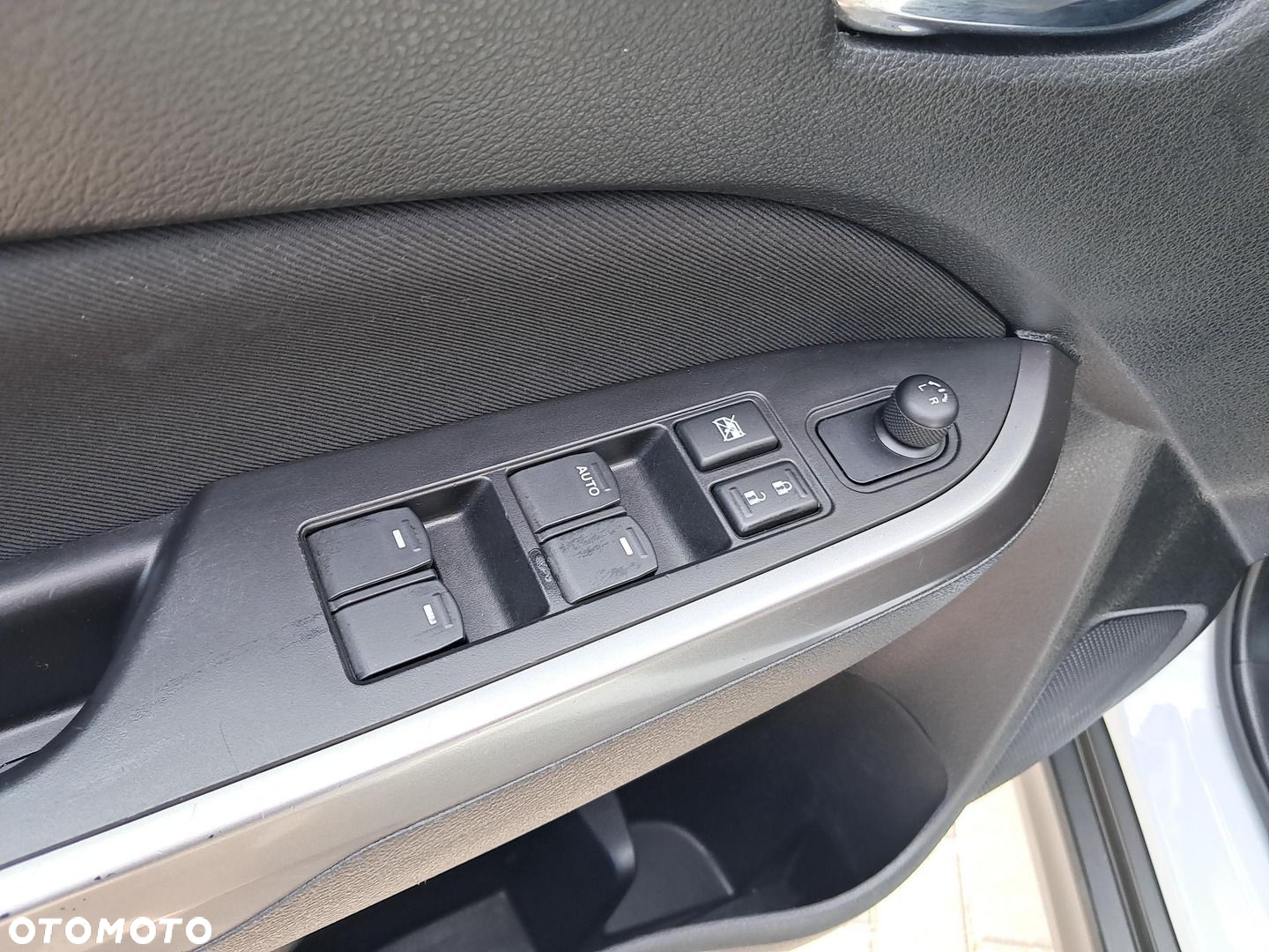 Suzuki Vitara 1.4 Boosterjet Premium 4WD - 13