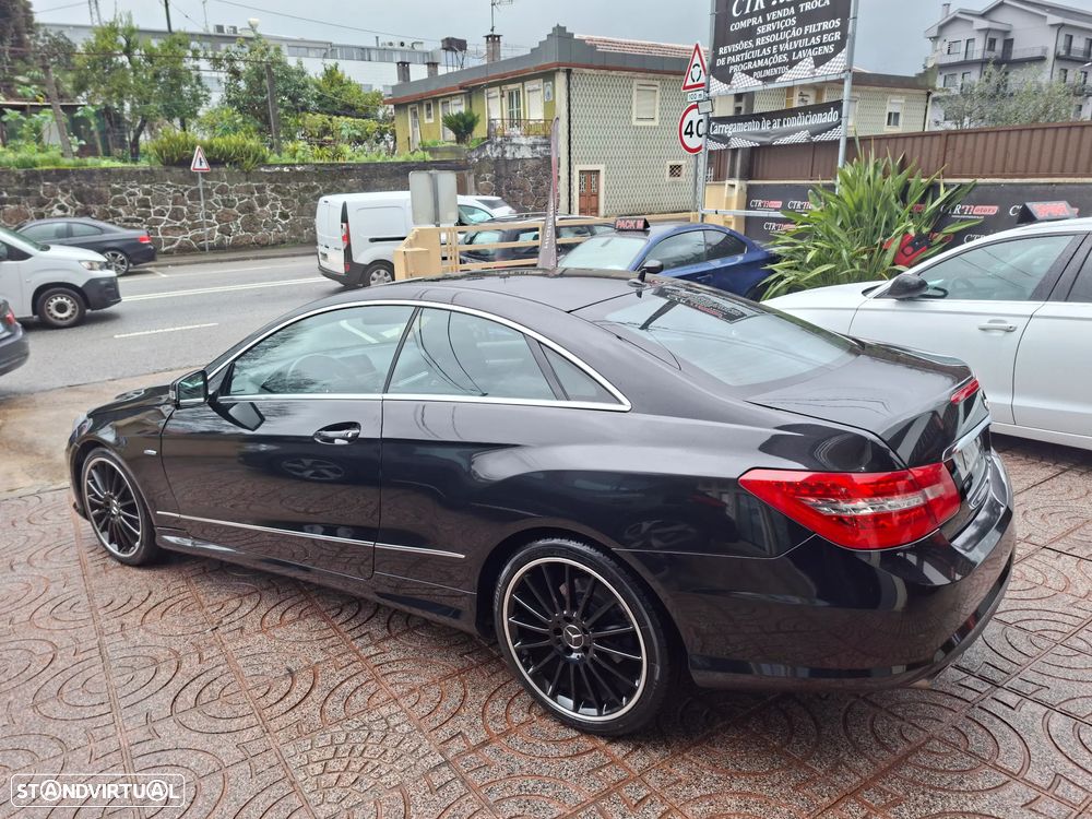 Mercedes-Benz E 250 BlueEFFICIENCY 7G-TRONIC Avantgarde - 12